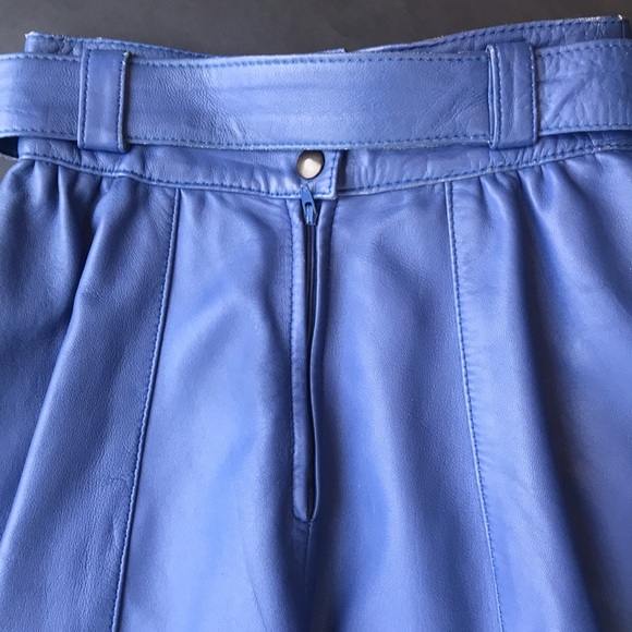 Vintage Faux leather skirt - Picture 6 of 12